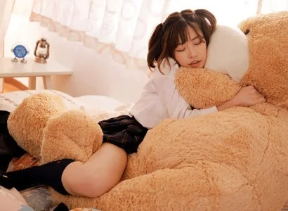 Mưa rào nặng hạt đổ xuống bất ngờ giữa đường